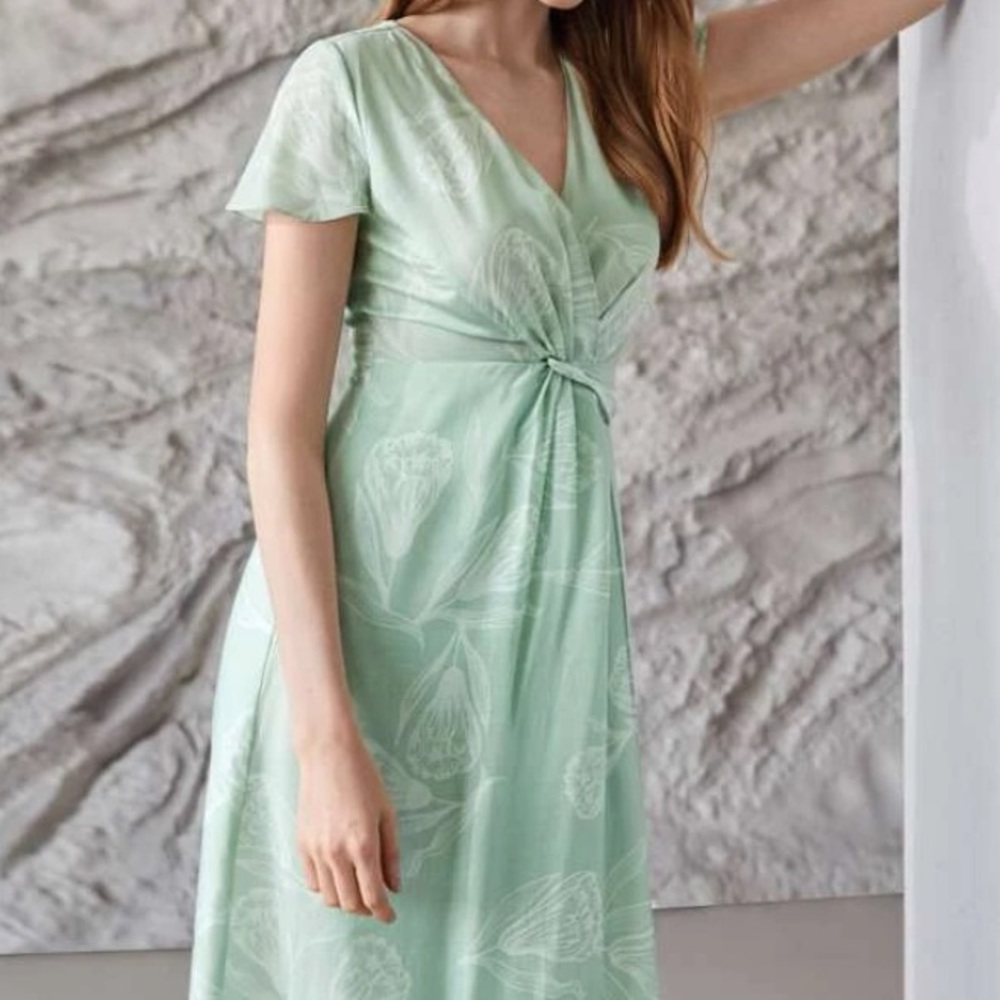 MOTF PREMIUM Vestido lino ajustado tulipán